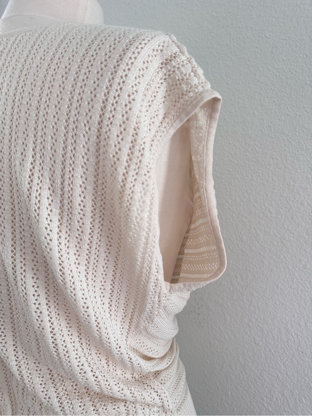 White House Black Market Crochet Knit Tunic Shimmer Cream Cowl Neck M Summer - Picture 4 of 10
